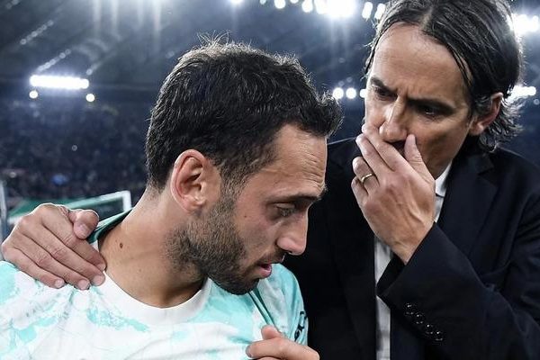 Inter'den Hakan Çalhanoğlu'ndan şok açıklama