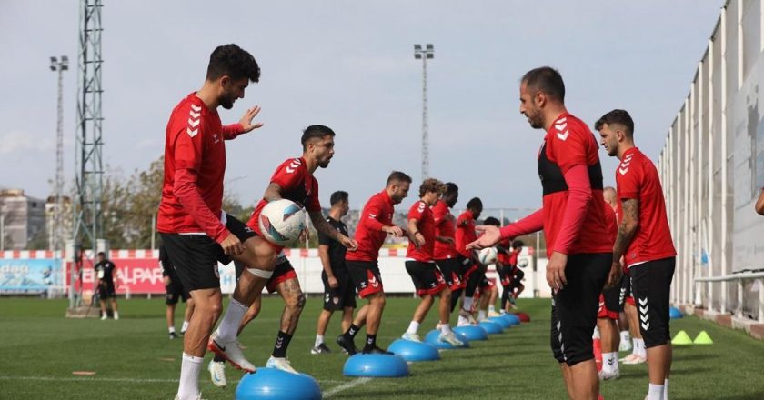 Samsunspor'da F.Bahçe maçının hazırlıkları devam etti